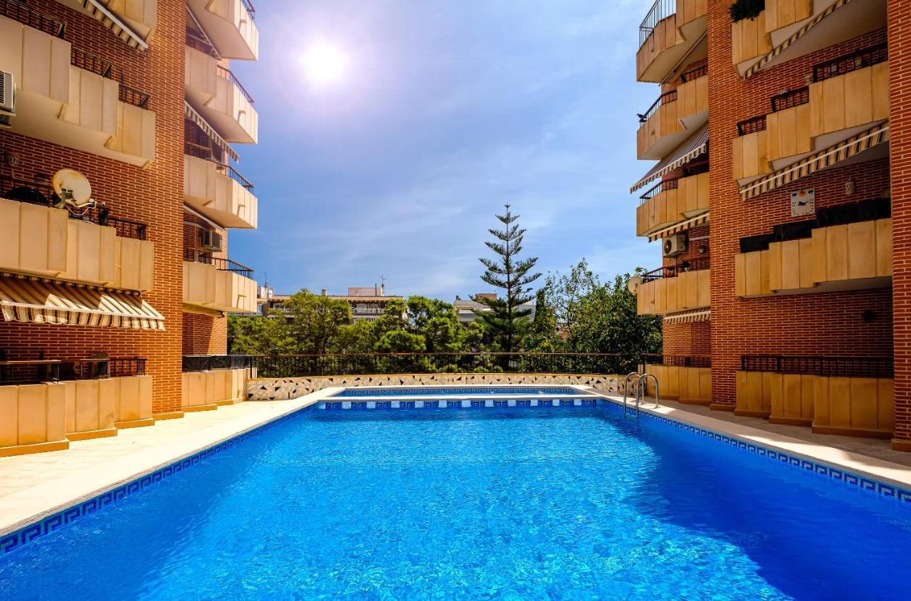 Holiday Royal Suite Concordia Torrevieja Buitenkant foto