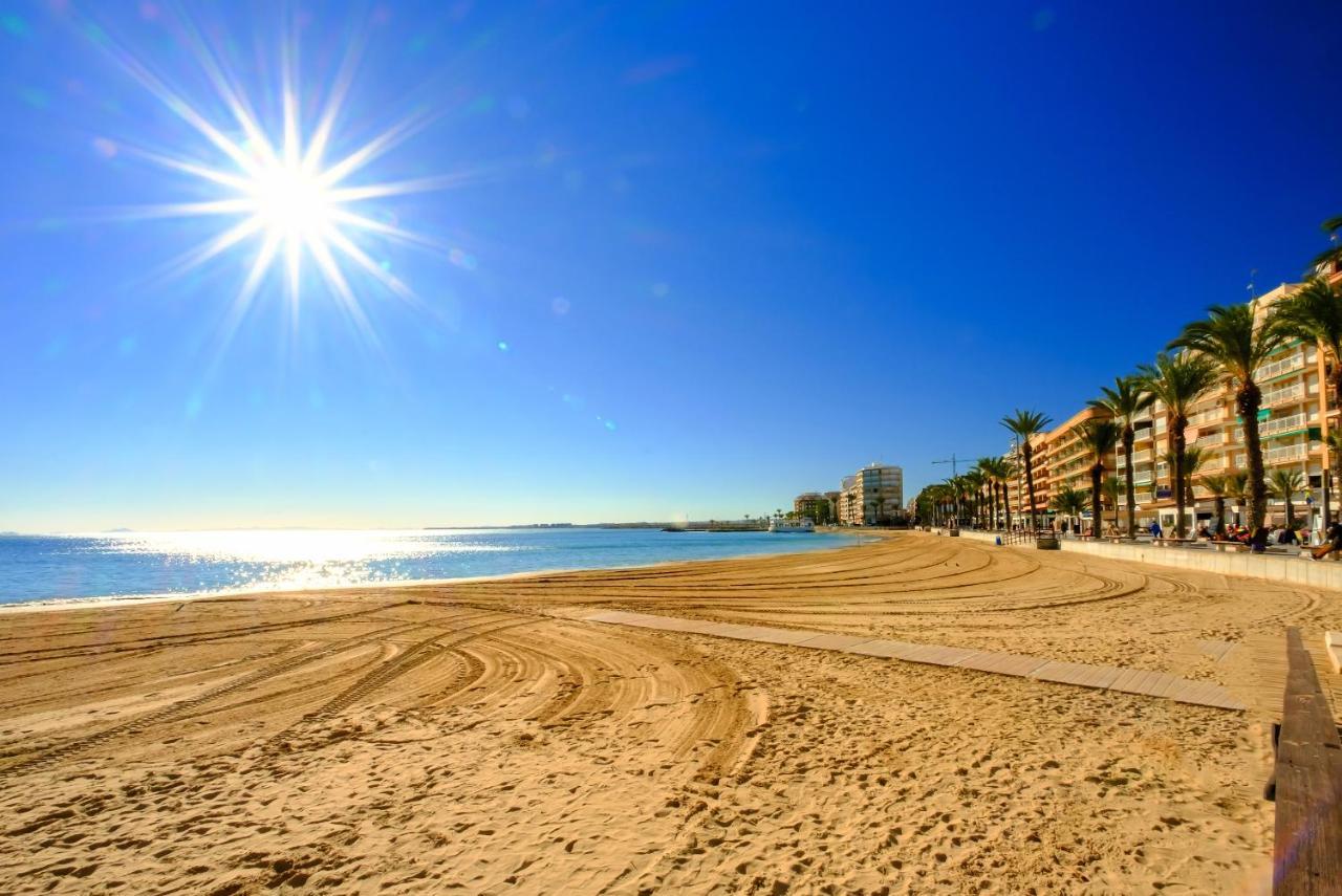 Holiday Royal Suite Concordia Torrevieja Buitenkant foto