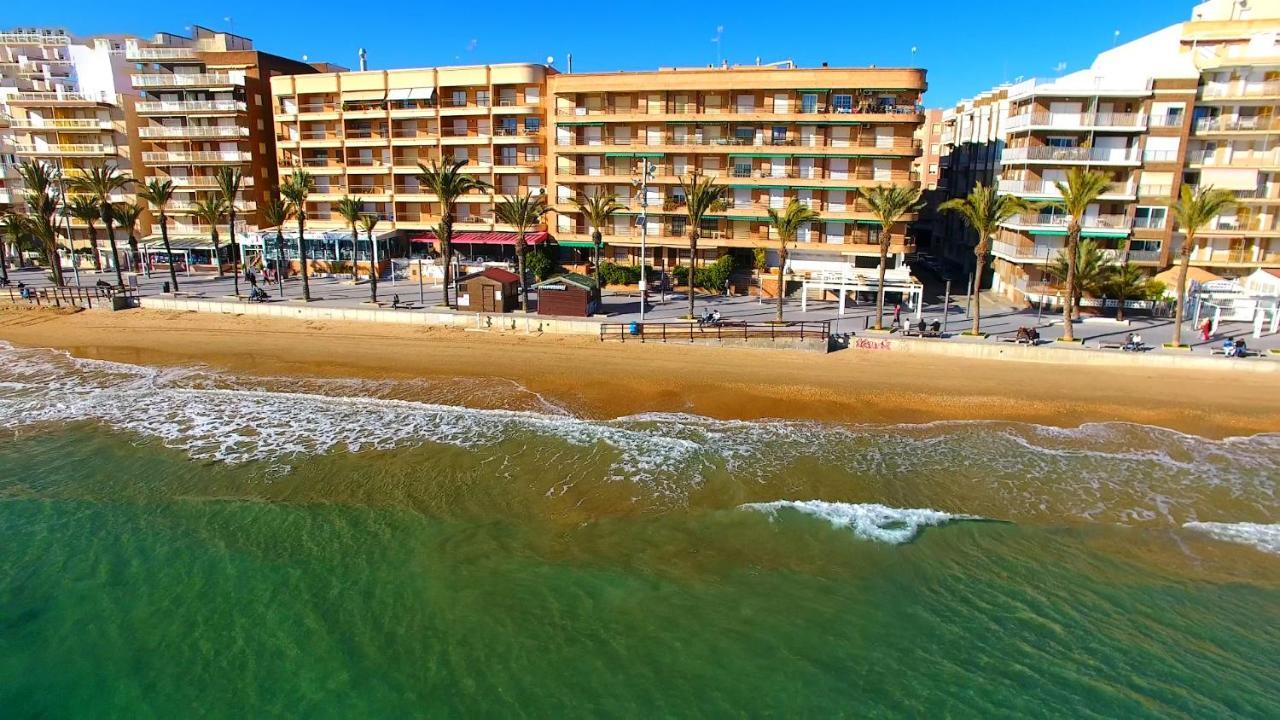 Holiday Royal Suite Concordia Torrevieja Buitenkant foto