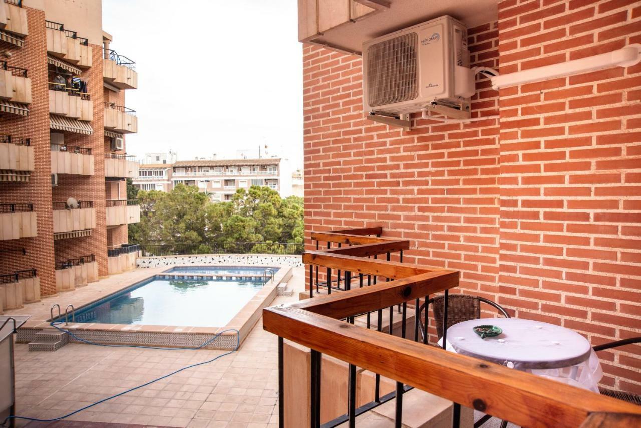 Holiday Royal Suite Concordia Torrevieja Buitenkant foto