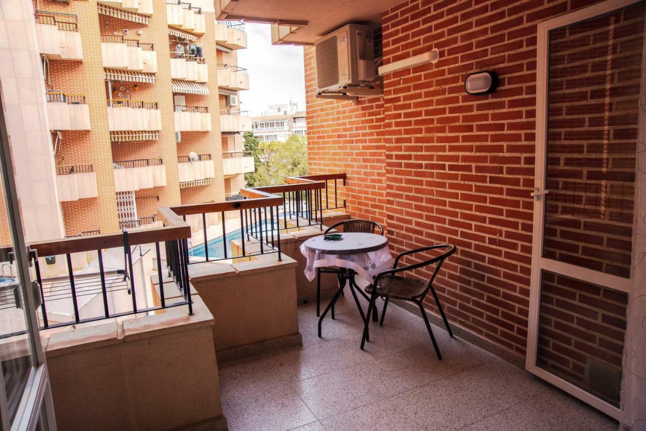 Holiday Royal Suite Concordia Torrevieja Buitenkant foto