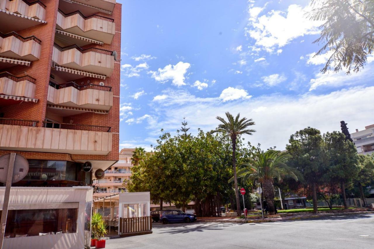 Holiday Royal Suite Concordia Torrevieja Buitenkant foto